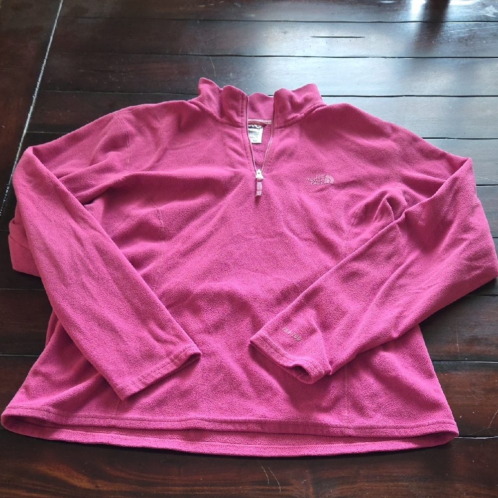 The North Face Women's Magenta Fleece Sweater